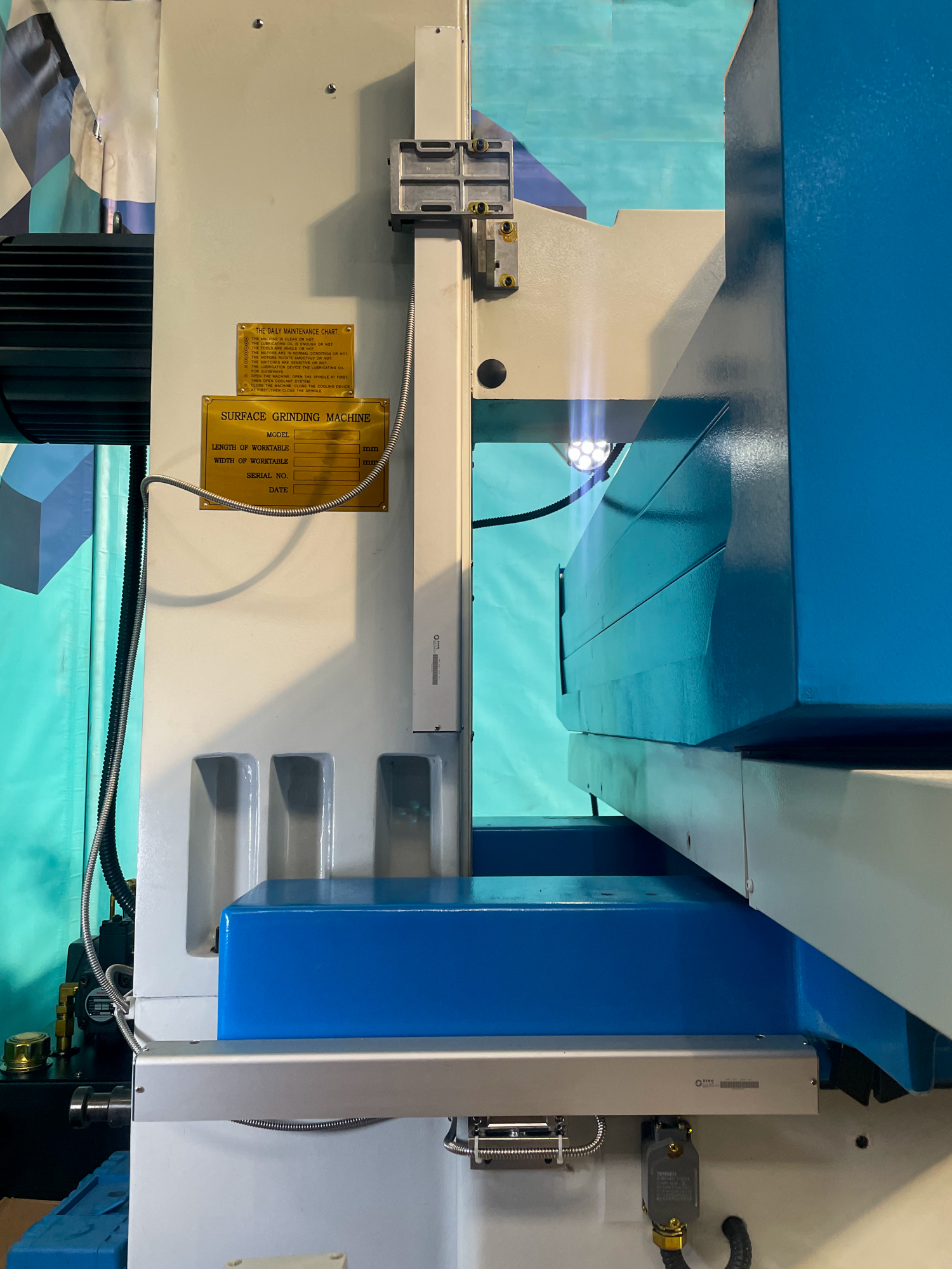 Плоскошлифовальный станок SGA3063AHD изображение